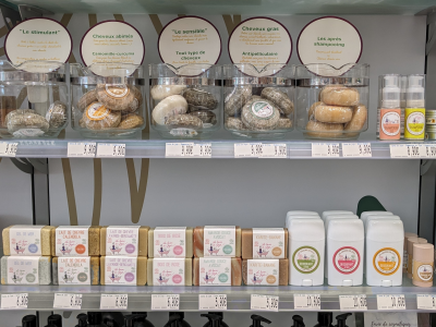 Illustration Les savons de Joya sont maintenant disponibles à la pharmacie 